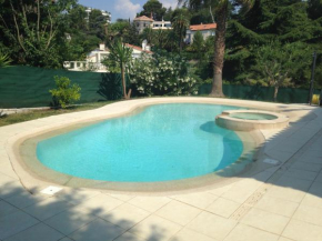 Cannes centre Villa piscine spa